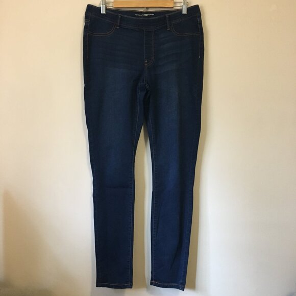 Denver Hayes Denim - Denver Hayes Mid Rise Blue Jeggings Size 16x32  Stretch